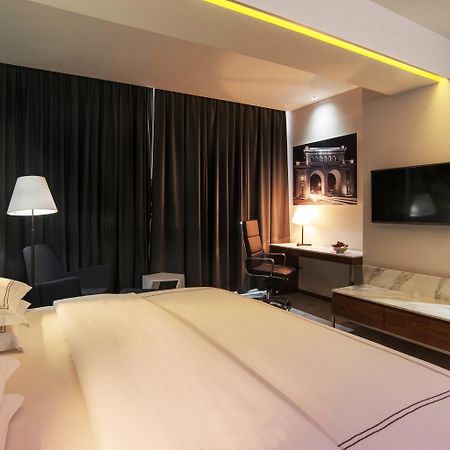 Krystal Urban Guadalajara Hotel Eksteriør billede